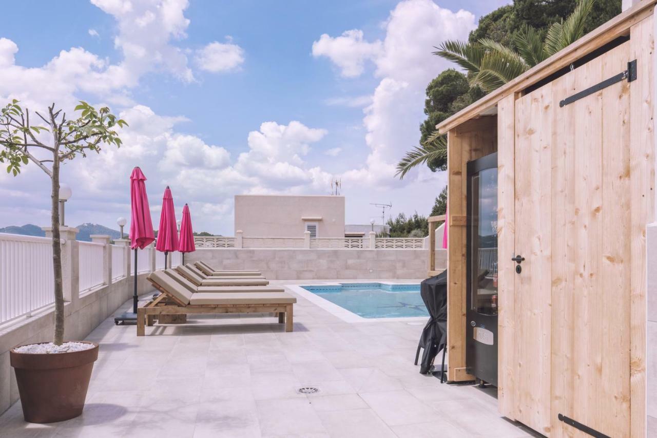 Apartamentos Catharina Maria カラ・ロンガ エクステリア 写真