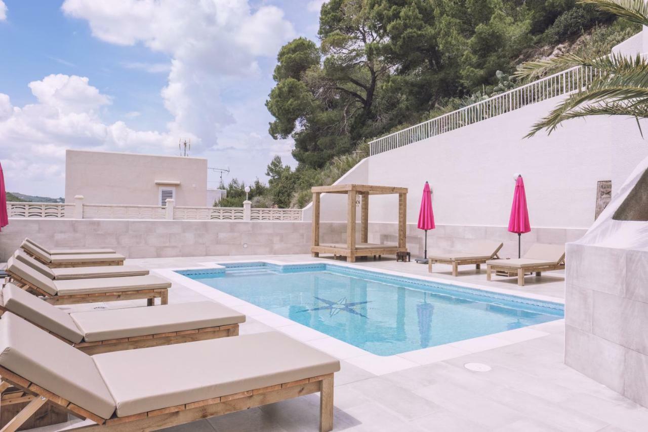 Apartamentos Catharina Maria カラ・ロンガ エクステリア 写真