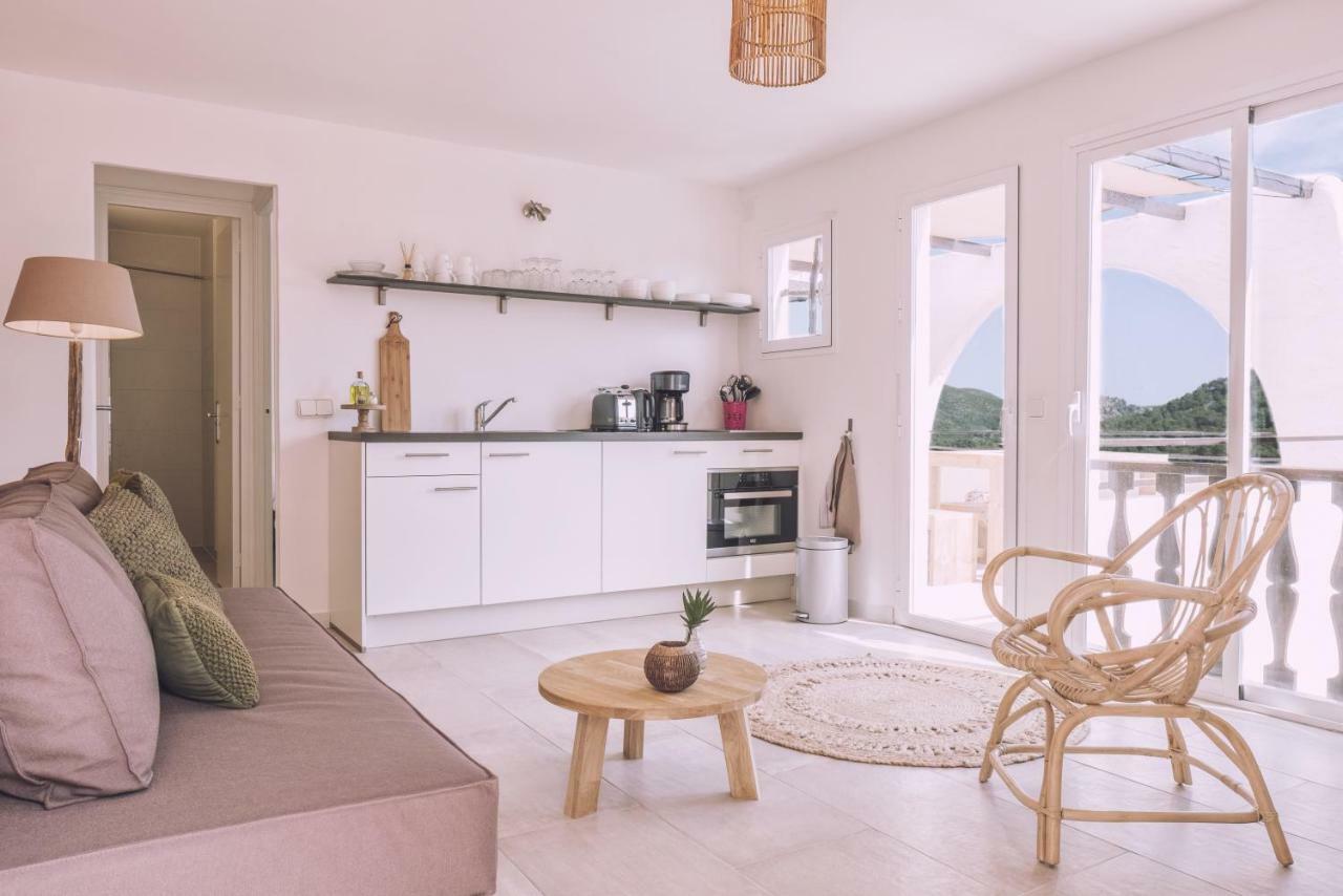 Apartamentos Catharina Maria カラ・ロンガ エクステリア 写真