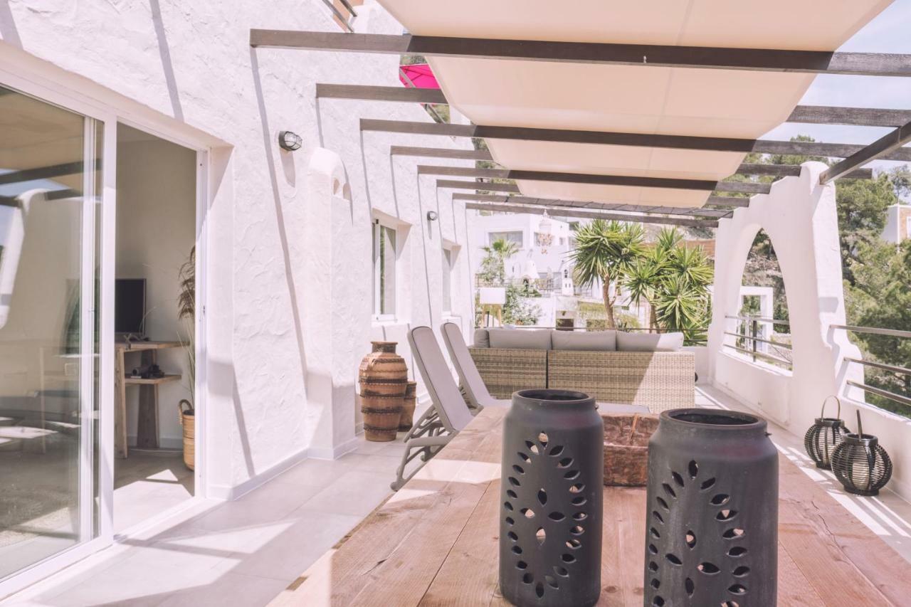 Apartamentos Catharina Maria カラ・ロンガ エクステリア 写真