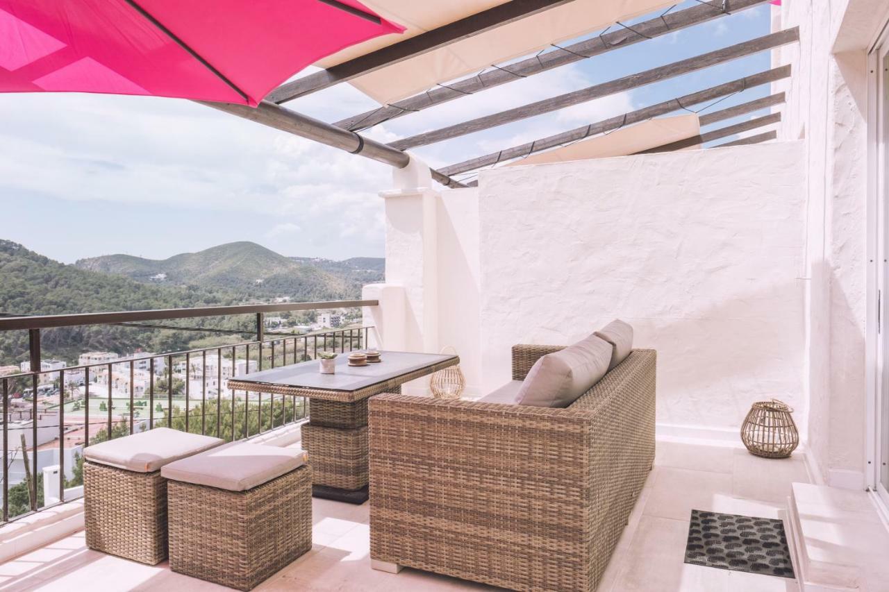Apartamentos Catharina Maria カラ・ロンガ エクステリア 写真